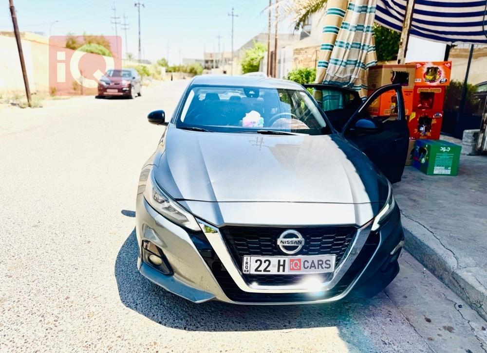 نیسان ئەلتیما